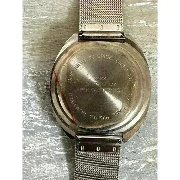 90's vintage Spice Girls Watch by Nelsonic in Novelty Tin case Silver tone Band - Picture 4 of 16